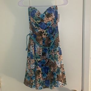 Strapless Floral Mini Cutout back NWT